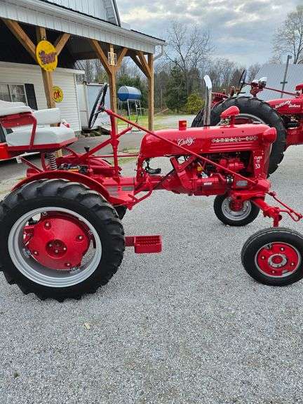 1953 Farmall Cub