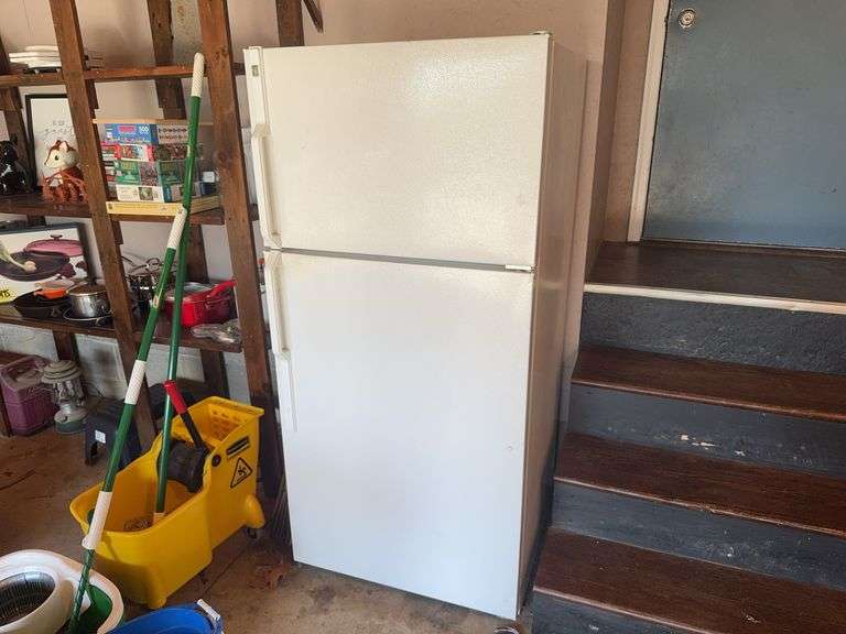 Fridge