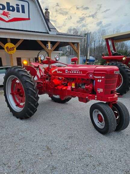 1949 Farmall H
