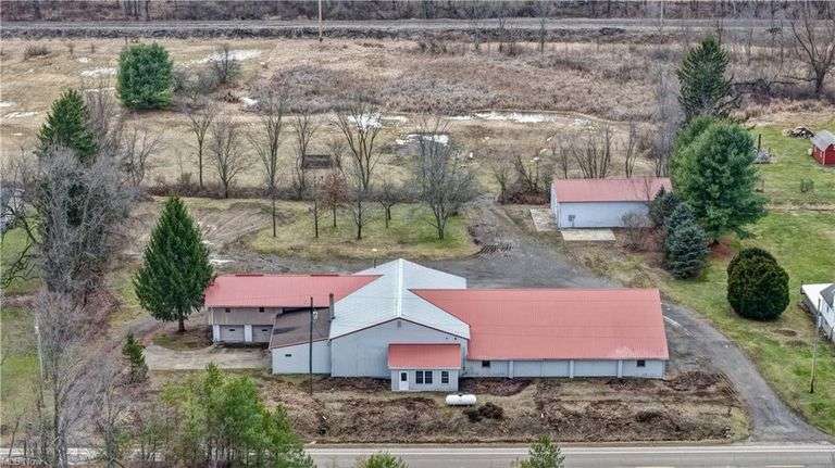 12870 Lincoln St. SE. Pari...