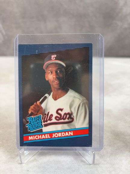 Michael Jordan lot of 3, baseball & hologram