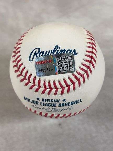 Ron Guidry Autographed NY Yankees Pinstripe Treasure ROMLB