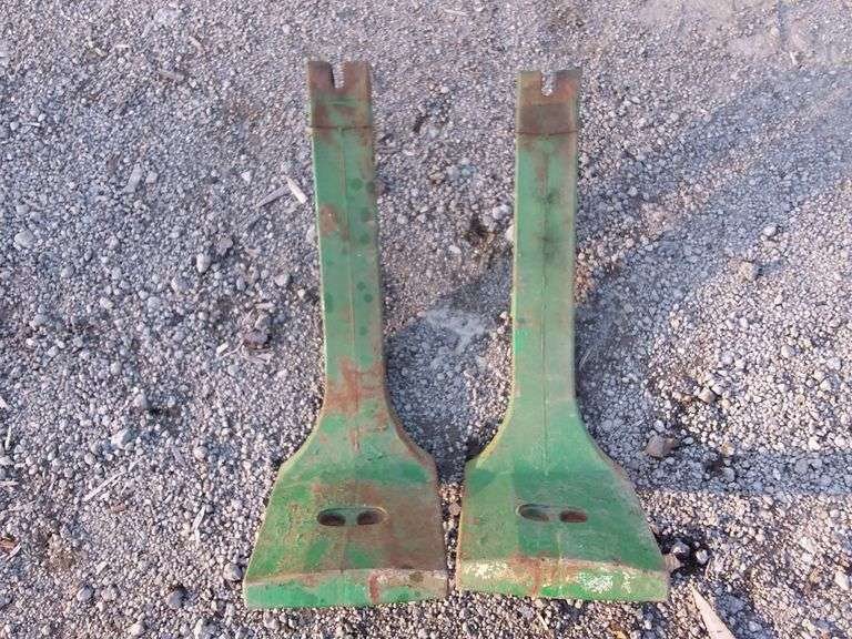 Front weight set, will fit 5010, 5020, 6030