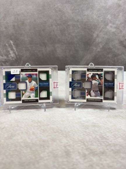 Ryne Sandberg & Alfonso Soriano full count swatches