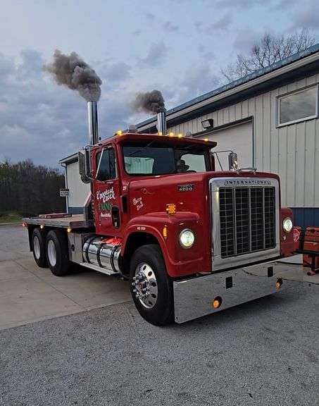 1977 International Transtar 4200, 286k miles