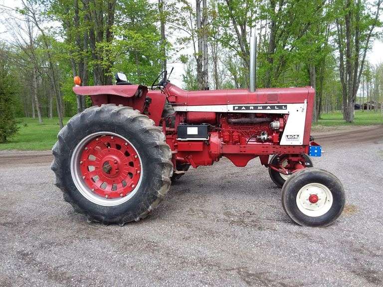 International 806