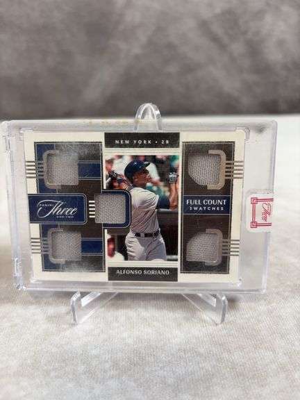 Ryne Sandberg & Alfonso Soriano full count swatches