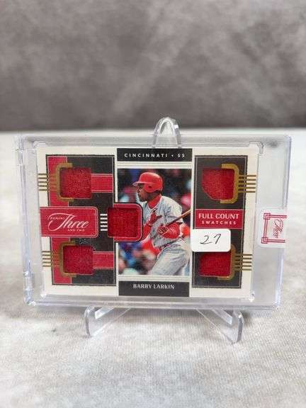Cincinnati Reds full count swatches: Joe Morgan & Barry Larkin