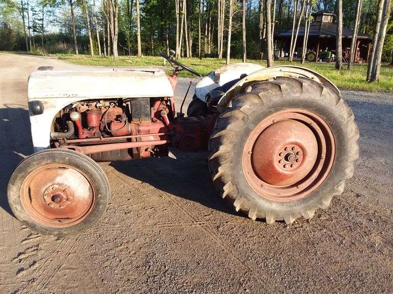 Ford 8N