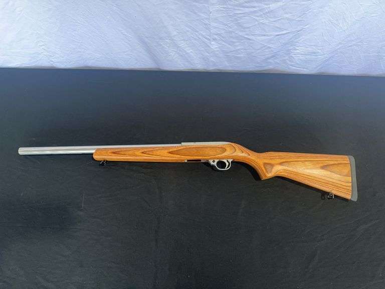 Ruger Hammer Forged .22 LR  Mod.10/22 L. *ALL GUN BUYERS MUST BE 18 YEARS OR OLDER. VALID ID MUST BE