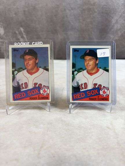 2x 1985 Topps Roger Clemens RC