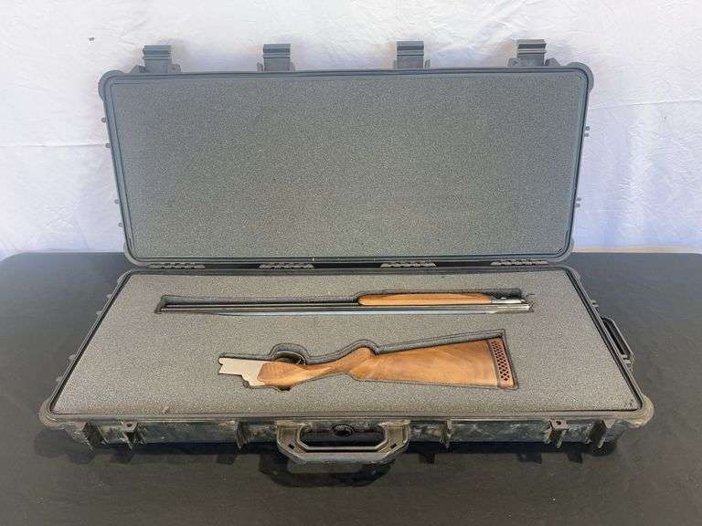 NIB Browning Catori ShotGun 28” w/ Case and Box *ALL GUN BUYERS MUST BE 18 YEARS OR OLDER. VALID ID 