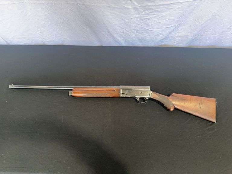 Browning Fabrique D’Arms 12 GA Shotgun *ALL GUN BUYERS MUST BE 18 YEARS OR OLDER. VALID ID MUST BE S