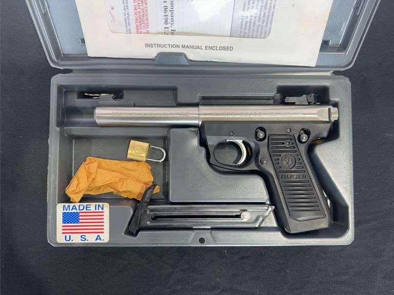 Sturm Ruger 22/45 .22 Cal LR. Pistol (2) Mags *ALL GUN BUYERS MUST BE 21 YEARS OR OLDER. VALID ID MU