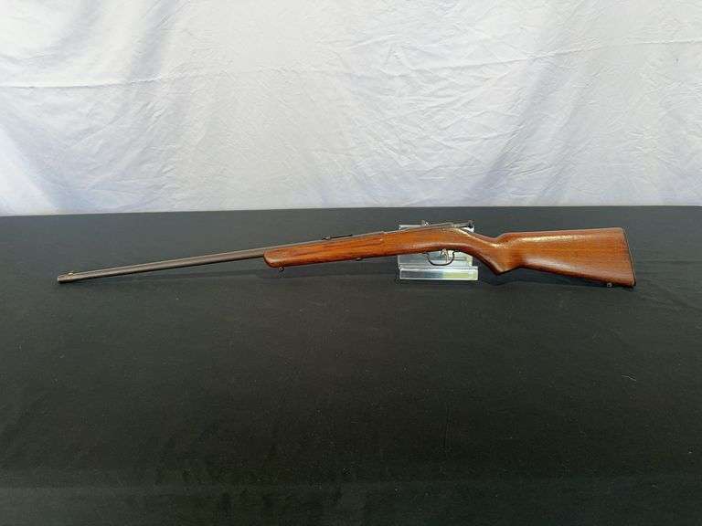 Remington Mod. 33 Cal. .22 S-L-LR *ALL GUN BUYERS MUST BE 18 YEARS OR OLDER. VALID ID MUST BE SHOWN 