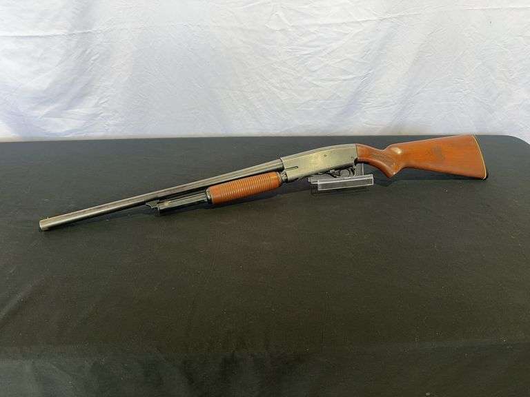Savage Foremost Mod. 6670H 12 GA. 3”Cham. 22” Barrel Shotgun *ALL GUN BUYERS MUST BE 18 YEARS OR OLD