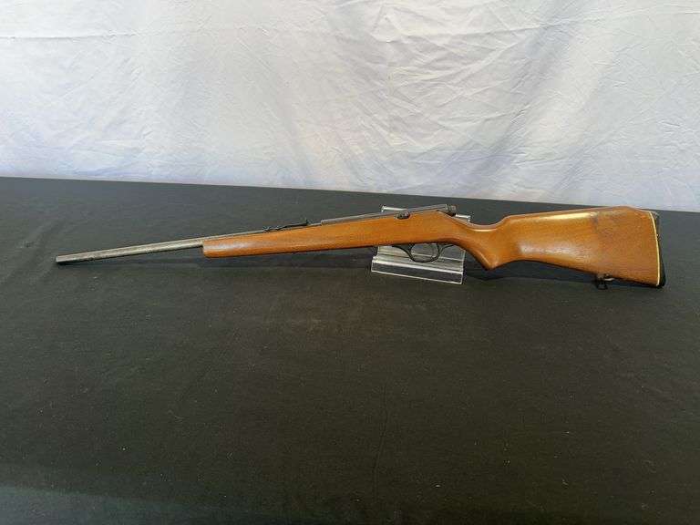 Sahara .22 Cal S-L-LR. Mod. 755 *ALL GUN BUYERS MUST BE 18 YEARS OR OLDER. VALID ID MUST BE SHOWN AT