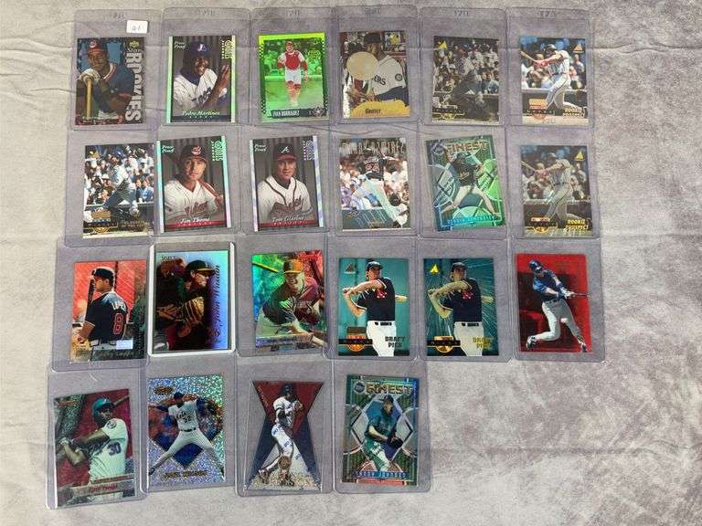 22 Card- 1990's Baseball Insert Lot- W HOFers