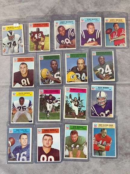 1966 Philadelphia football, Starter Set 17 cards, no duplicates, many Stars