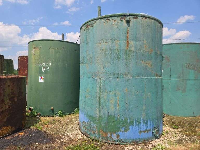 (2) Oil tanks- 100BBL