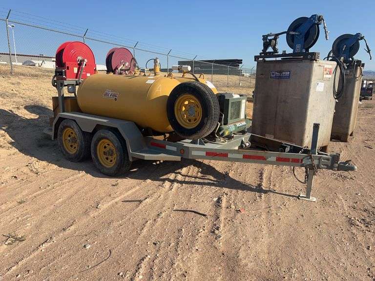2017 Trailer w/ Sage oil vac, storage box, & hose reels