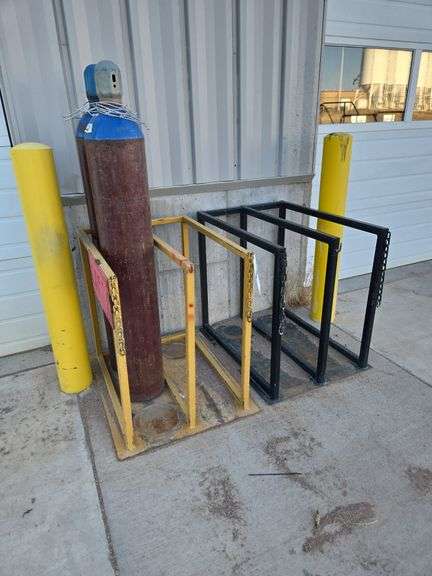 (2) Metal tank racks w/ tanks