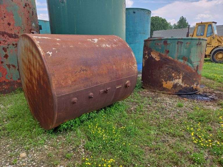 (2) Oil tanks