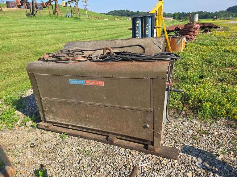 Hobart GR-300 welder