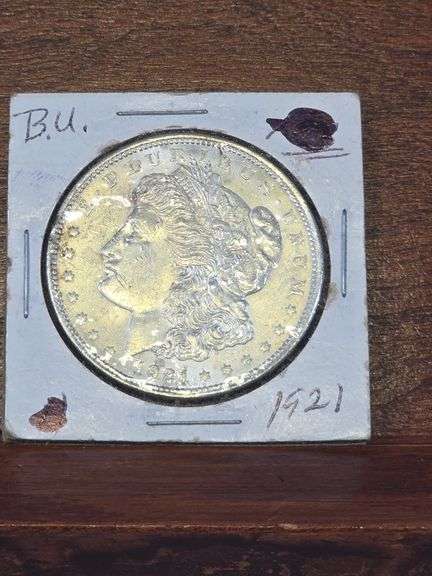 1921 MORGAN DOLLAR UNC
