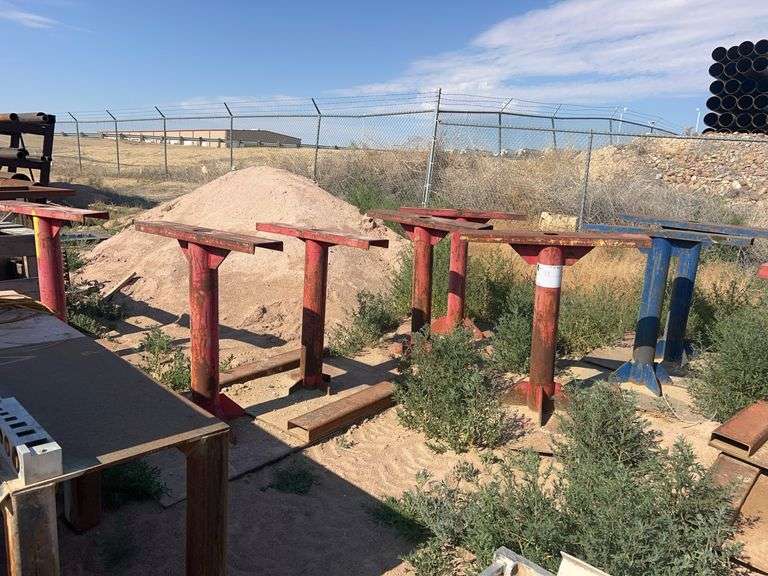 (8) trailer saftey stands