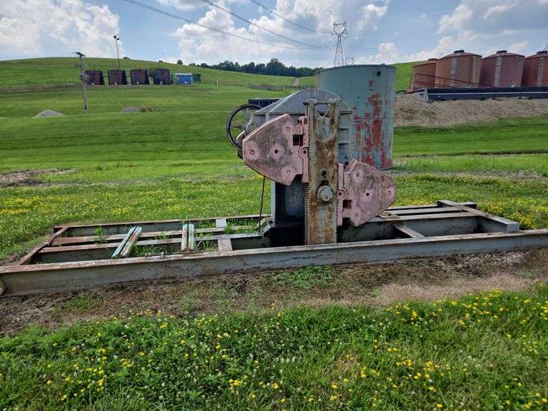 Jensen Bros pump jack