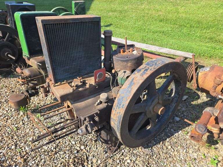 Fairbanks hit & miss pump jack engine