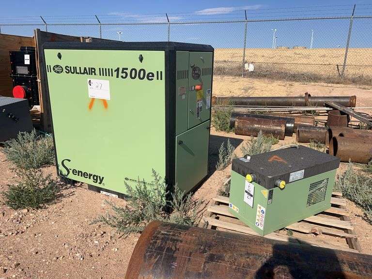 Sullair 1500E air compressor w/ remote moisture separator