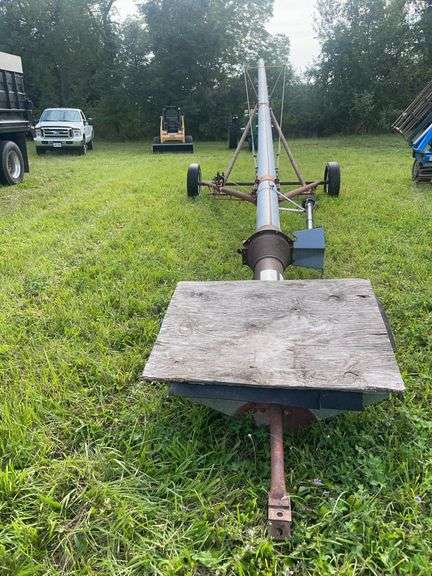 Hutchinson 40 Ft. Auger