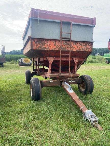 Kory Gravity Wagon 12 Ton w/ Kory Running Gears