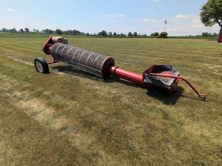 Feterl Drum Grain Cleaner - 5 HP Baldor Motor w/cord and extra screens